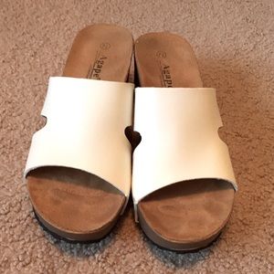 Women’s Agape Collection sandal
